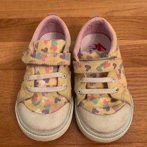 Good condition size 9 Toddler See Kai Run sneakers